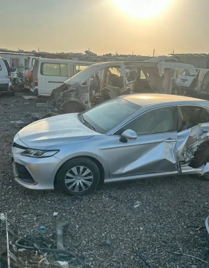 تشليح كامري GLE تويوتا 2026 هايبرد قطع غيار أصلية — صورة 2