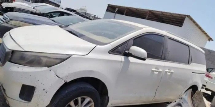 تشليح كيا كرنفال 2017 — صورة 2