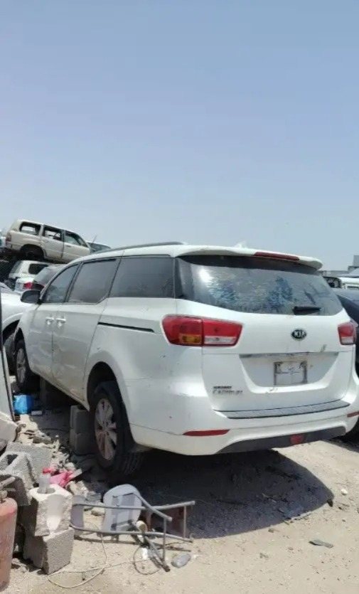 تشليح كيا كرنفال 2017 — صورة 3