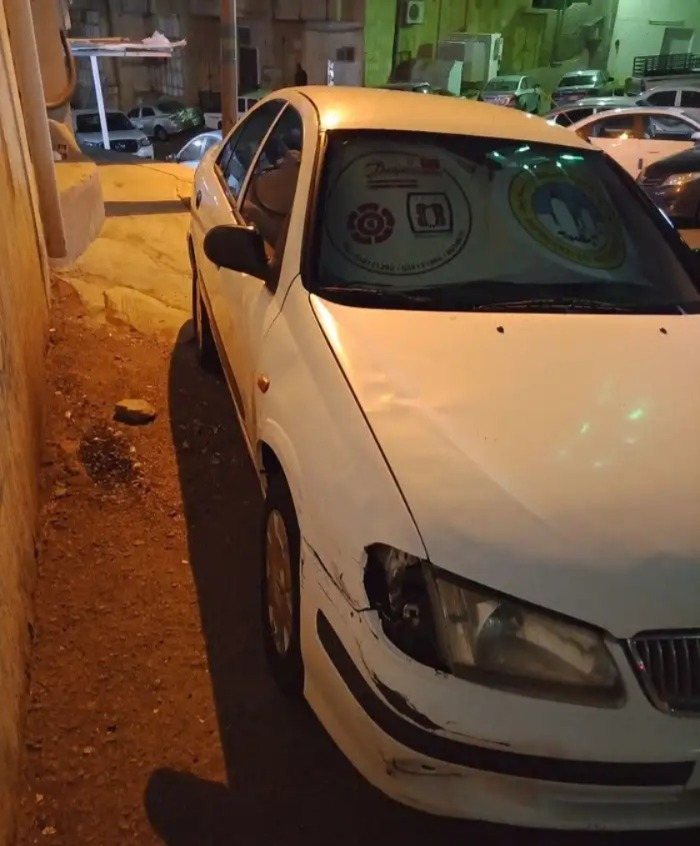 نيسان صني 2002 للبيع تشليح