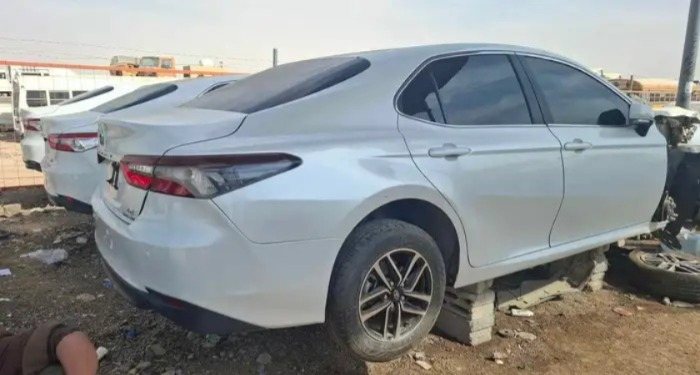 تويوتا كامري موديل 2024 تشليح، — صورة 2